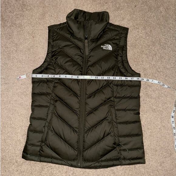 The North Face womens puffer down vest green size S - Picture 9 of 10